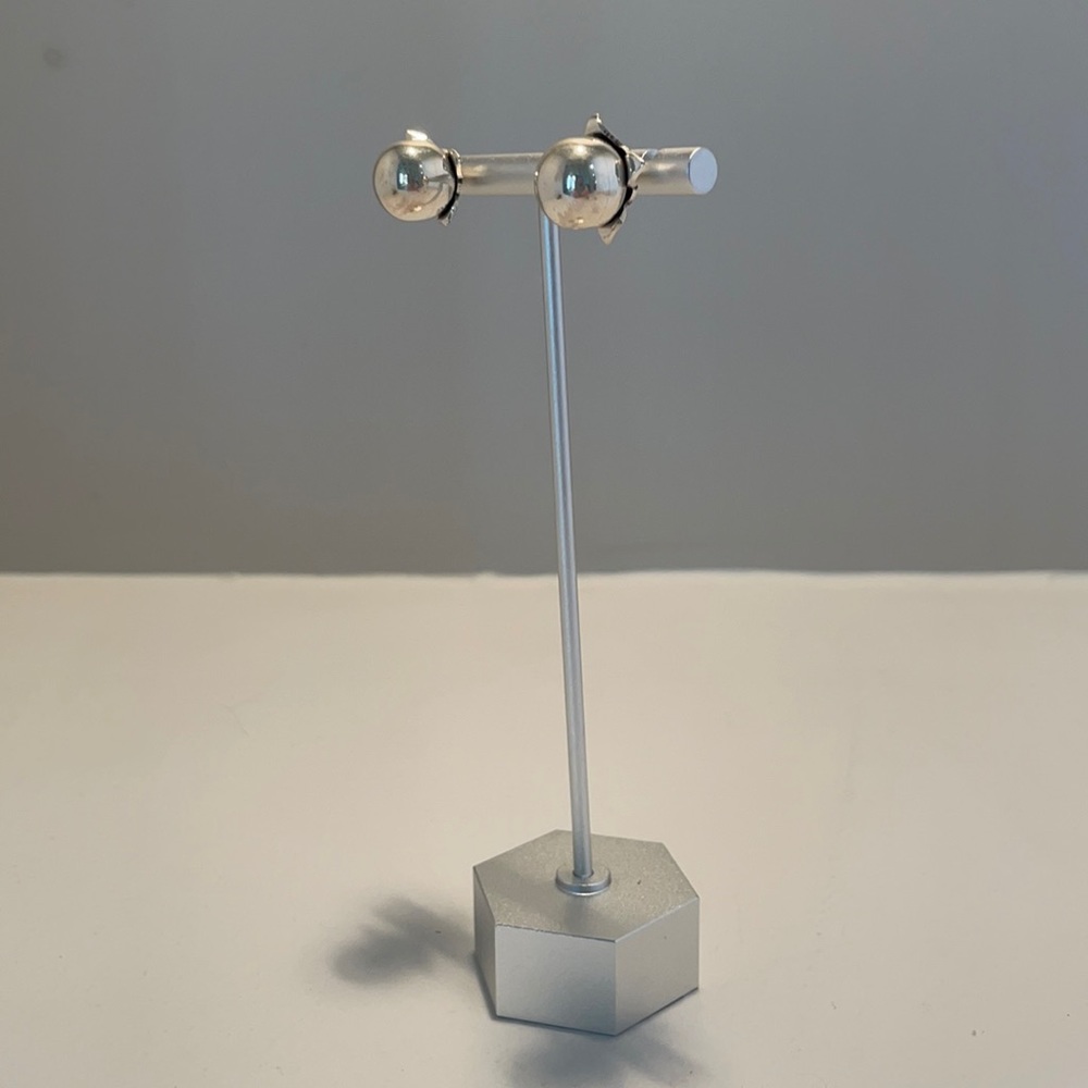 Stud Earrings in Sterling Silver